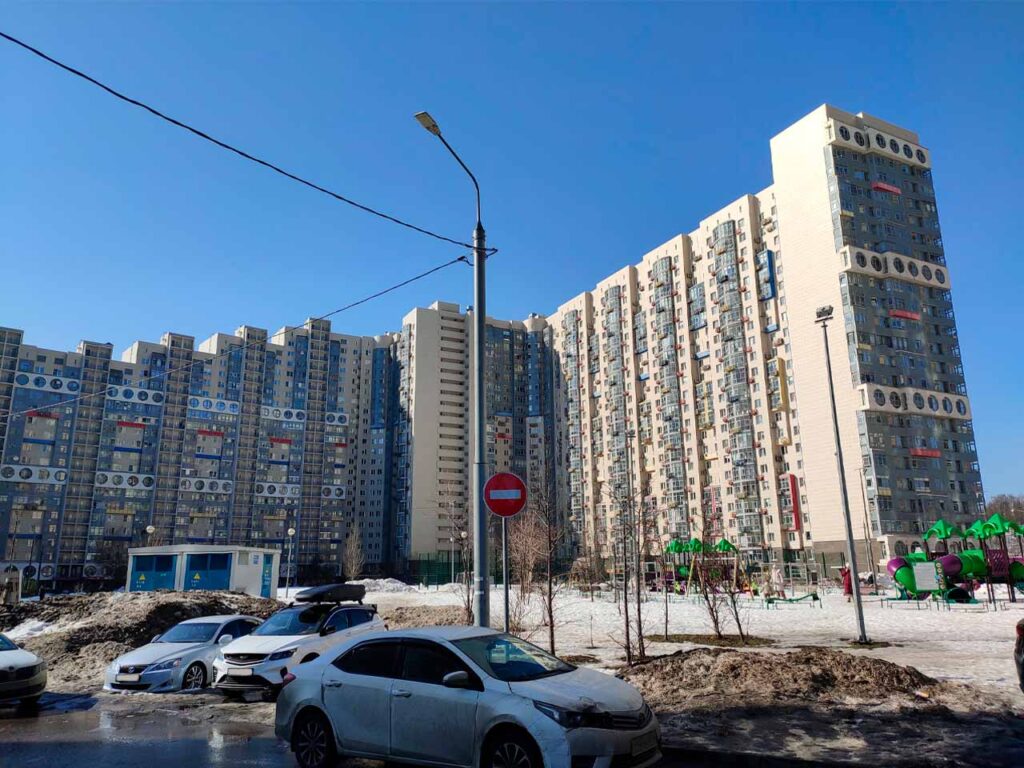 Монолитные жилые дома на Спасской улице