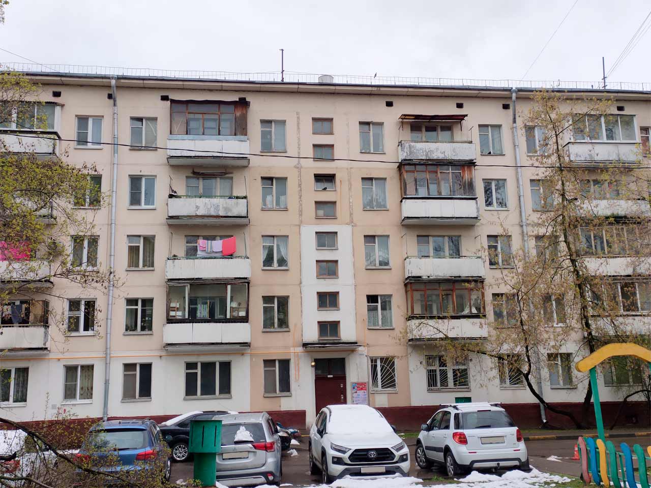 Здание модификации I-515/И на проспекте Маршала Жукова