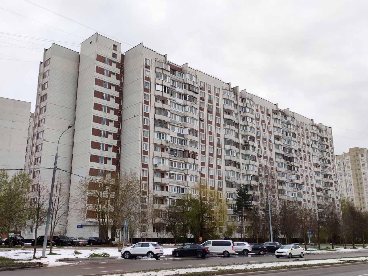 П-44 в Зеленограде (15-й микрорайон)