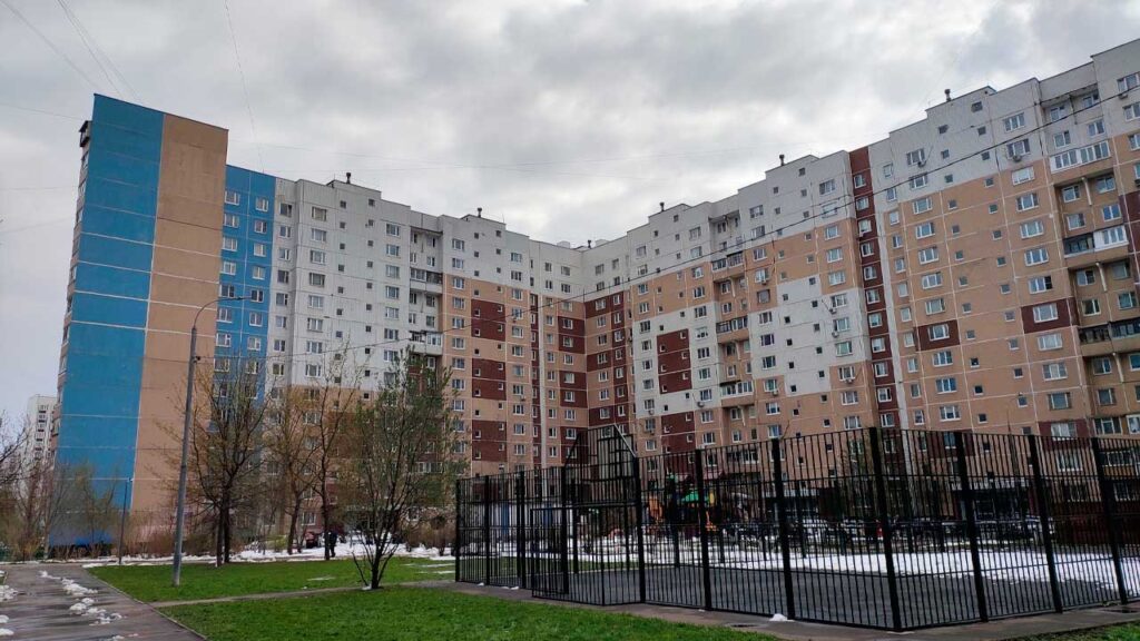 П-46 с 2 угловыми секциями в Зеленограде (14-й микрорайон)