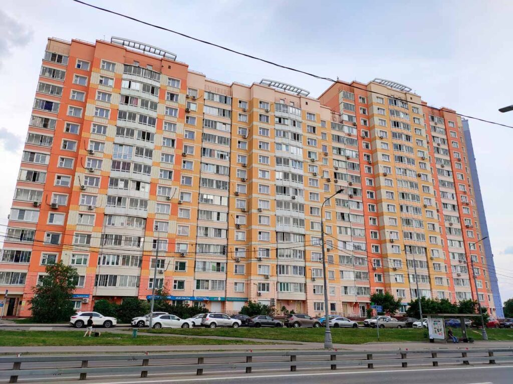 Дом модификации П-3МК «Флагман» на улице Александры Монаховой