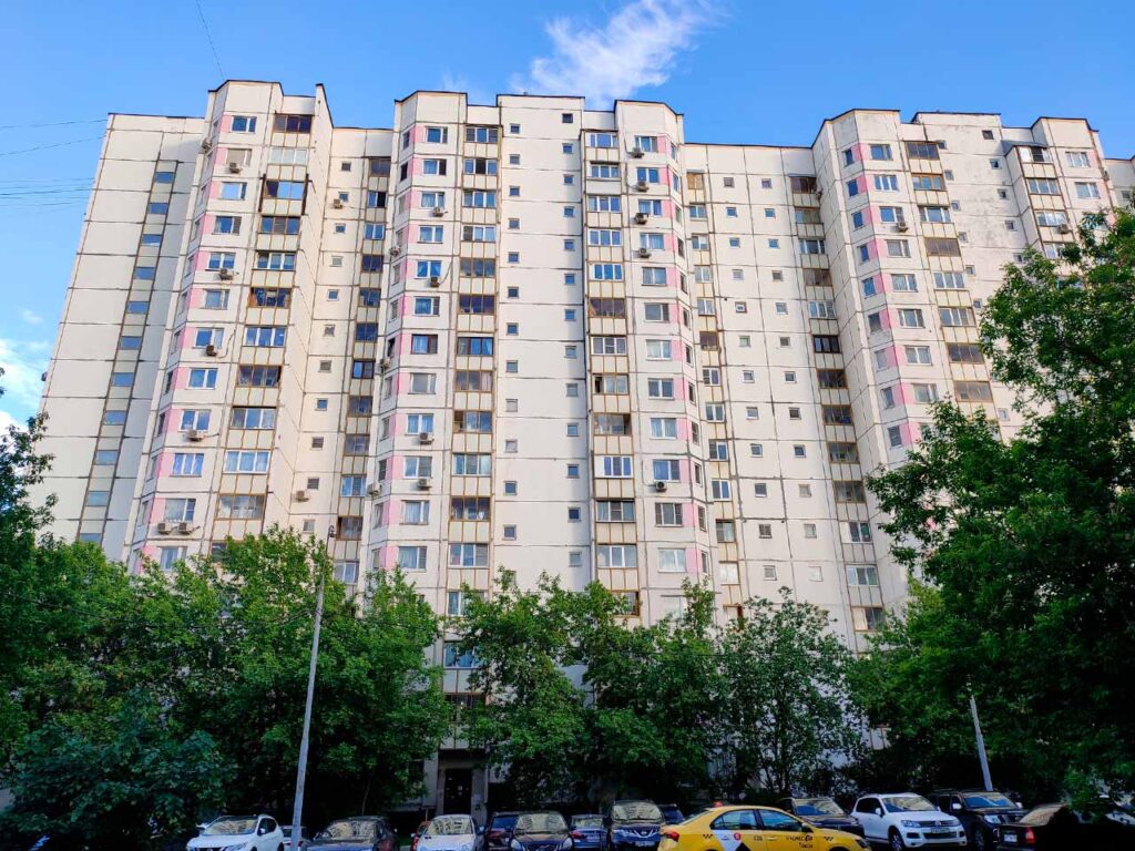 Дом серии П-55М в 6-м Новоподмосковном переулке