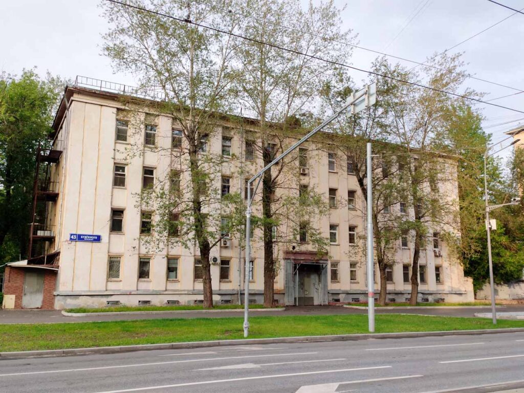 Проспект Будённого, 43. Первый панельный дом в Москве, год постройки – 1948